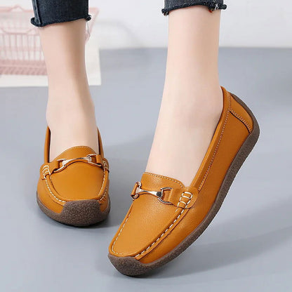 Éclat – Mocassins Femme avec Ornement Doré