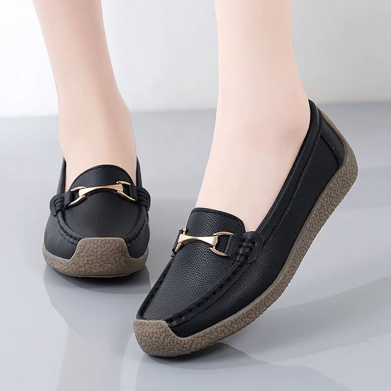 Éclat – Mocassins Femme avec Ornement Doré