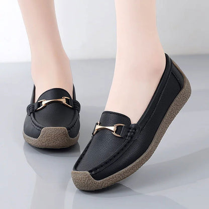 Éclat – Mocassins Femme avec Ornement Doré