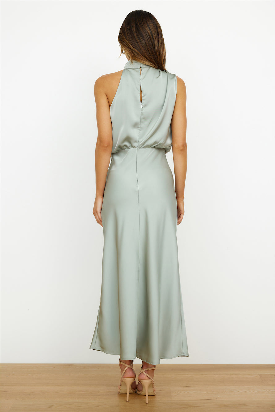 Elianna – Robe midi élégante à encolure asymétrique